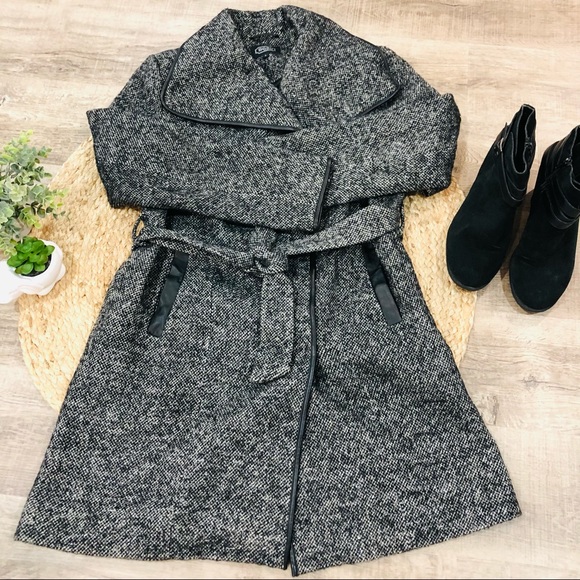 BGSD Black Sparkly Tie Coat - Picture 2 of 14